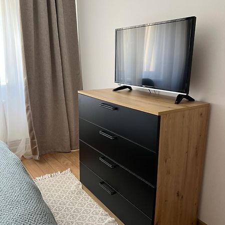 Apartament Centru Ramnicu Valcea Bagian luar foto